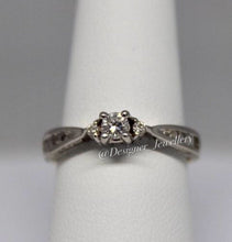 Load image into Gallery viewer, 14K Gold Antique Styled Diamond Engagement Ring