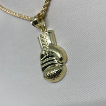 Load image into Gallery viewer, 10K gold boxing glove chain set