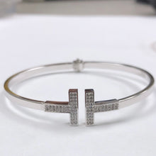Load image into Gallery viewer, 10K Gold Bar Bangle Bracelet