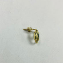 Load image into Gallery viewer, Medium 10K Gold Puffed Link Earrings
