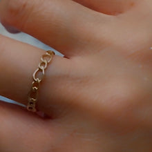 Load image into Gallery viewer, 10K Gold Minimalist Chain Link Ring
