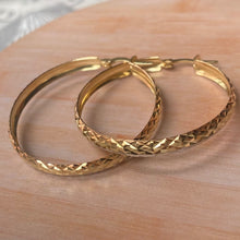 Load image into Gallery viewer, 1.4” 10K Tri-gold Hoop Earrings
