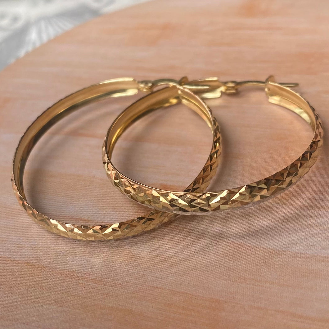 1.4” 10K Tri-gold Hoop Earrings