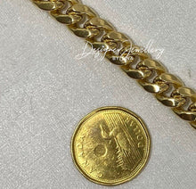 Load image into Gallery viewer, Mens 10K Puffed Miami Cuban Link Chain
