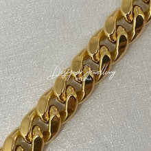 Load image into Gallery viewer, Mens 10K Puffed Miami Cuban Link Chain
