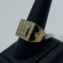 Load image into Gallery viewer, Mens 10K Diamond Signet Ring
