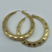 Load image into Gallery viewer, Oversized 10K Gold Criss Cross Bamboo Hoop Earrings
