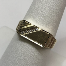 Load image into Gallery viewer, 10K Gold Diamond Signet Ring
